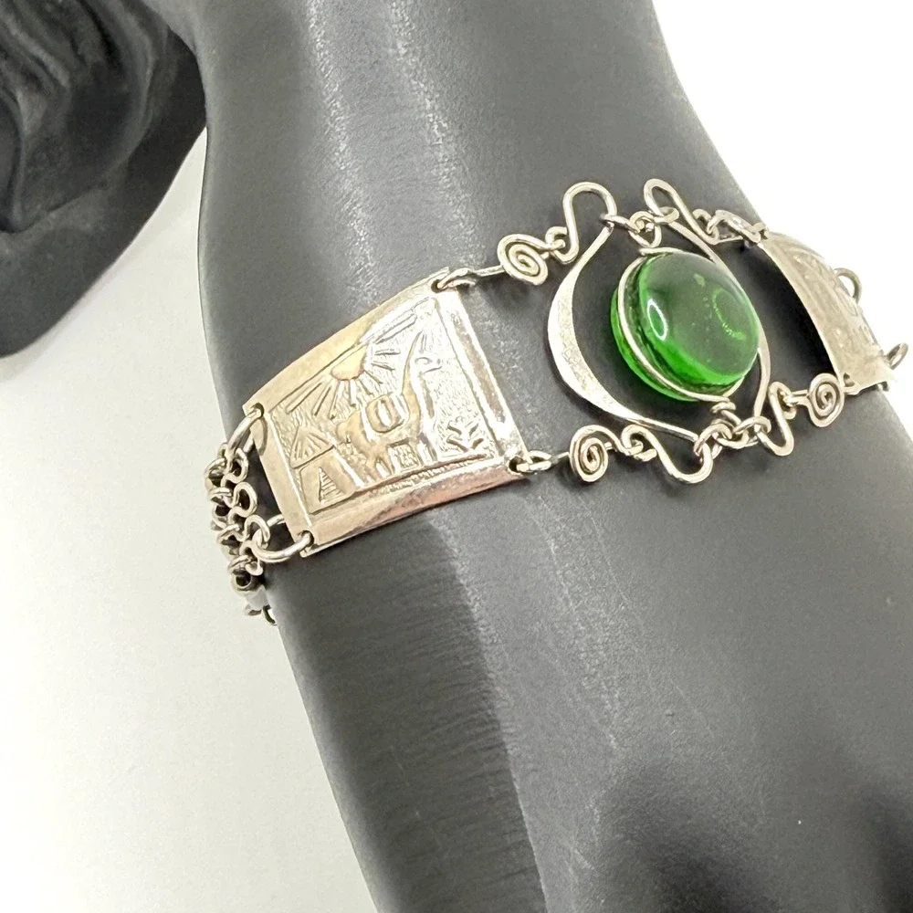 Vintage Silver Tone Bracelet w/ Green Glass Stone Southwest Llama Sun Hut Motifs